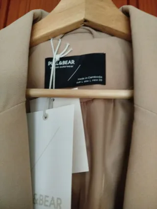 Chaqueta americana Pull&Bear beige Talla l