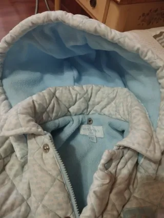 Conjunto abrigo celeste 12 meses
