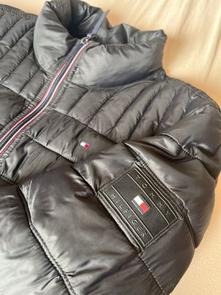 Chaqueta Tommy Hilfiger Negra Talla M