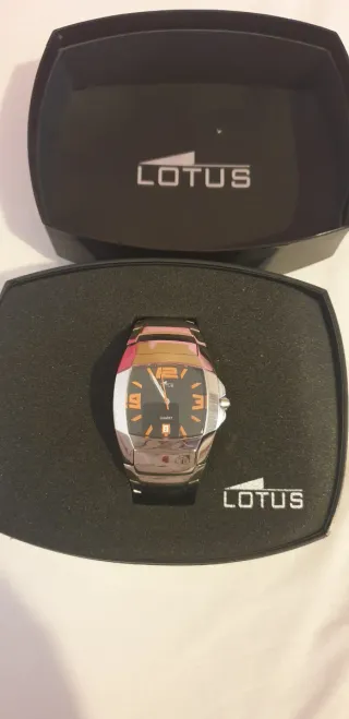 Reloj Lotus Hombre Negro Naranja Plata