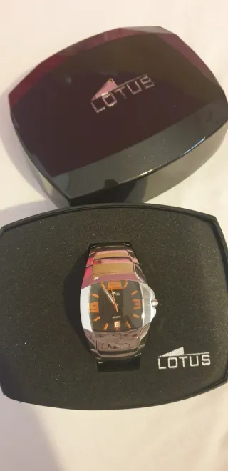 Reloj Lotus Hombre Negro Naranja Plata