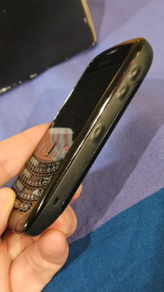 BlackBerry Curve 8520