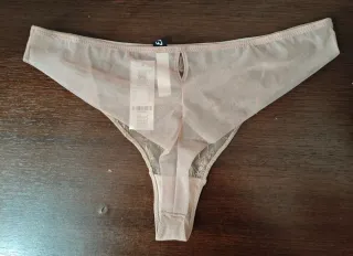 Conjunto lencería Etam bordado