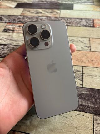 iPhone 15 Pro 128GB 90%