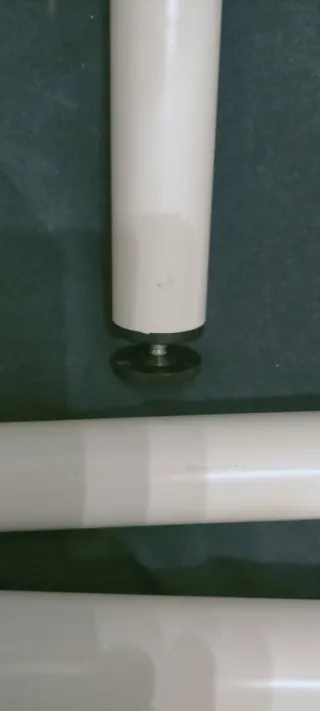 Juego de 4 patas para mesa de estudio Altura 70cm.