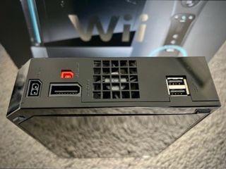 Consola Wii con Caja, accesorios 8 Juegos y más.