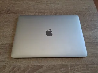 MacBook Pro 13 2017 8GB RAM 1TB SSD
