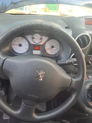 Peugeot Partner 2010