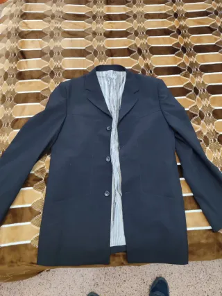 Chaqueta Negra y Gris