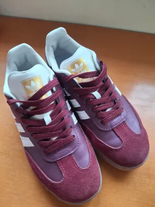 Zapatillas Adidas Samba Granates