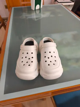 Chanclas blancas plataforma