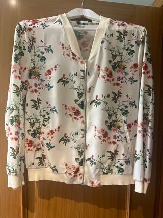 Chaqueta bomber floral