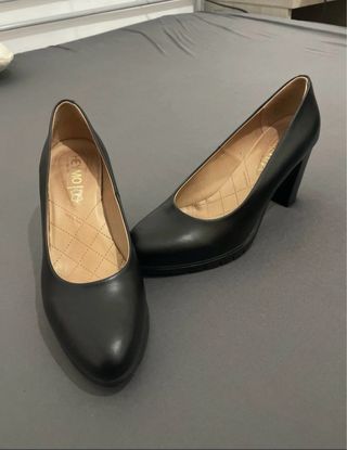 Zapatos de tacón negros Heymo