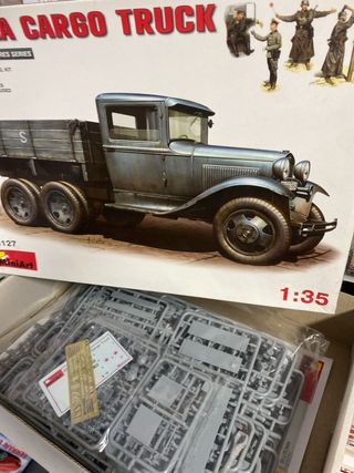 Miniart Gaz-AAA Cargo Truck 1/35 + 3 bombe