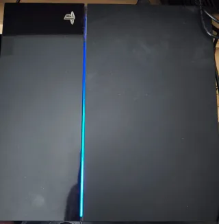 PS4 (PlayStation 4) 400GB Negra con mando y juegos