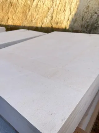 Caliza Alba desde 30€/m²