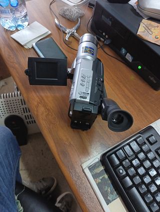 Videocamera JVC Zoom 700X Argento