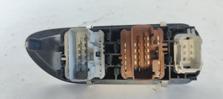 MANDO ELEVALUNAS DELANTERO IZQUIERDO RENAULT LAGU