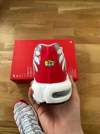 Nike Air Max Plus Tn “University Red”