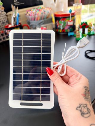 Carregador Solar Portátil USB