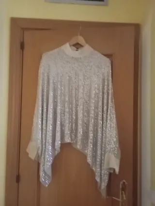 Blusa nueva  fiesta lentejuelas beige/plata