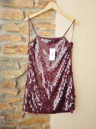 Vestido lentejuelas Stradivarius Nuevo