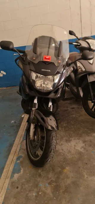 Honda Deauville NT700