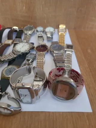 Lote de relojes de pulsera variados