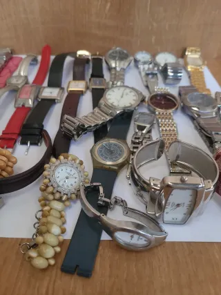 Lote de relojes de pulsera variados