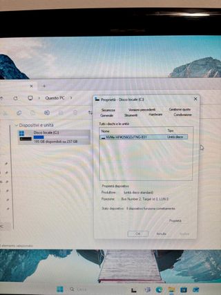 Acer Veriton i5-9400 8GB ram NvMe 256GB Windows 11