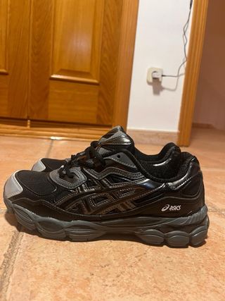 Zapatillas Asics Gel Talla 42 Nuevas