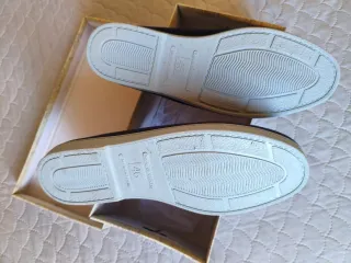 Zapatillas Merkal Azul y Blanco