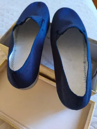Zapatillas Merkal Azul y Blanco