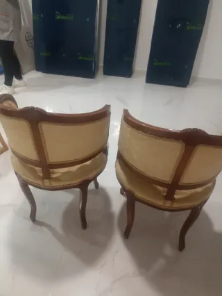 Par de butacas vintage tapizadas