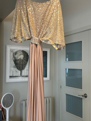 Vestido largo lentejuelas beige/dorado