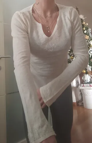 Maglietta con perline beige/bianca