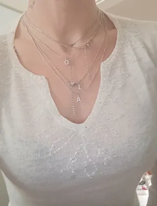 Maglietta con perline beige/bianca