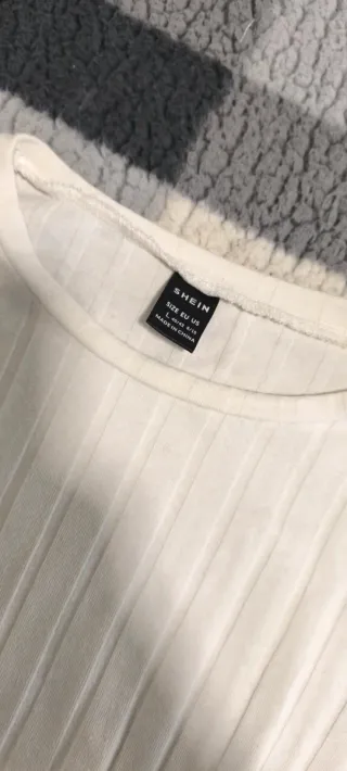 Camiseta blanca manga larga acanalada