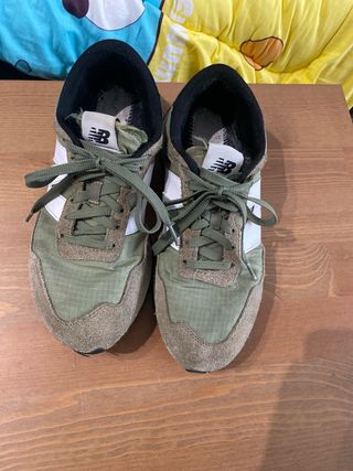 Zapatillas New Balance Verde y Blanco