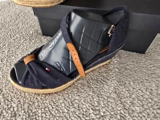 Sandalias cuña Tommy Hilfiger Talla 39