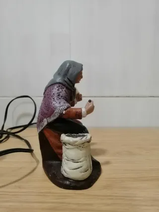 Figura Castañera con hornillo para belén