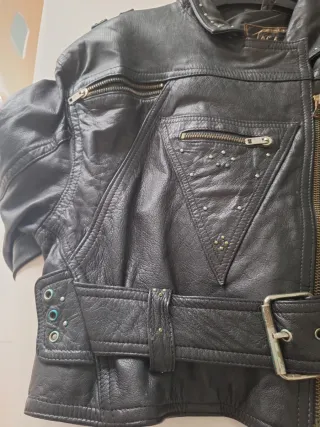 Cazadora de piel artesanal