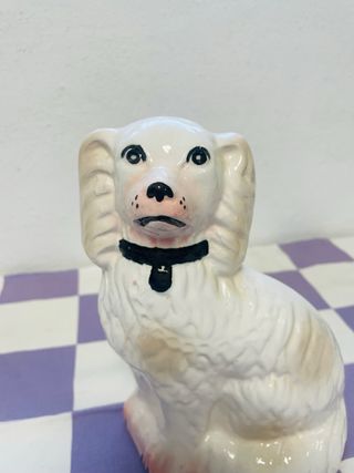 Perro Staffordshire King Charles Cerámica