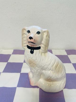 Perro Staffordshire King Charles Cerámica