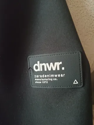 Chaqueta Zara Negra con Capucha