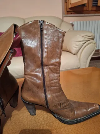 Stivali donna marroni tacco alto