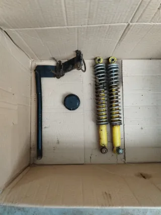 Amortiguadores Puch pata universal y tapón deposit