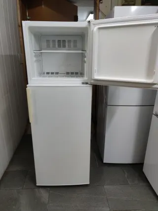 Nevera Electrolux 169x60cm no Frost con Garantia