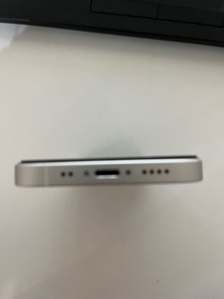 iPhone 12 mini bianco + 4 custodie + caricatore