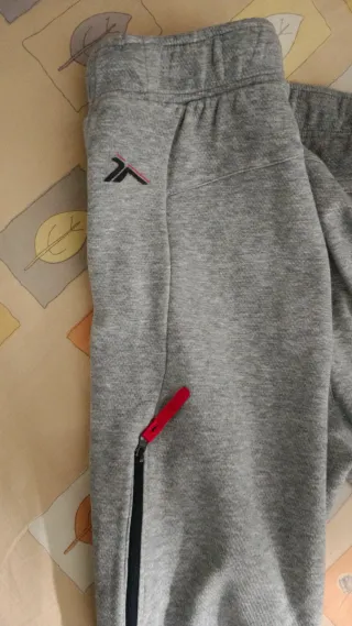 Pantalones de chándal grises hombre